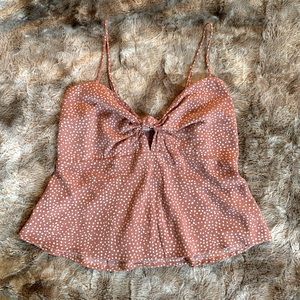 A&F Cropped Babydoll Adjustable Twist Tank size L 💗